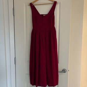 Elegant Burgundy Sleeveless Dress